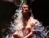 Bo Derek - Picture 7 - 546x800